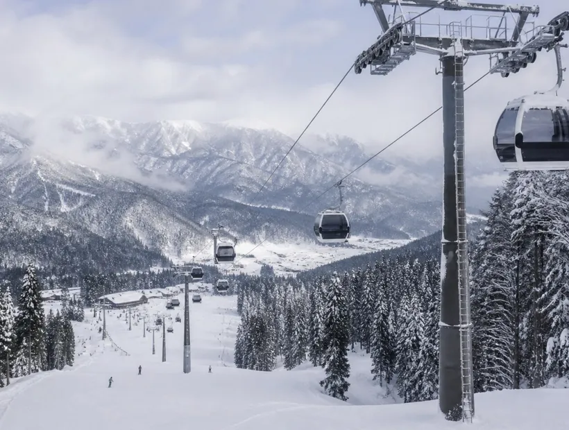 日本雪山與現代化 gondola 纜車,日本 2026-27 雪季新設施示意